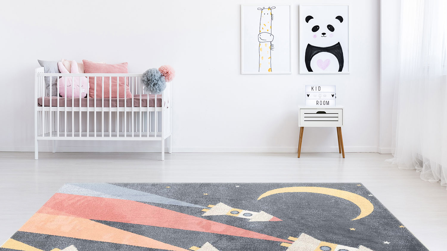 Детский ковер Tarkett Sunny Kids 01KGK с космическим рисунком в интерьере детской комнаты