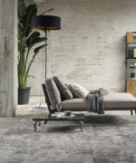 Ковролин Desso Sense of Marble AA81 1103 под белый мрамор в интерьере гостиной лофт.