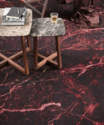 Ковролин Desso Sense of Marble AA81 2118 под бордовый мрамор у журнальных столиков.