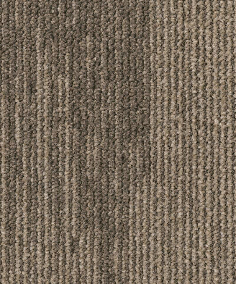 kovrovaia-plashka-desso-essence-essence-aa92-1660 Крупный план лицевой поверхности ковровой плитки Desso Essence AA92 1660 серо-коричневого цвета.