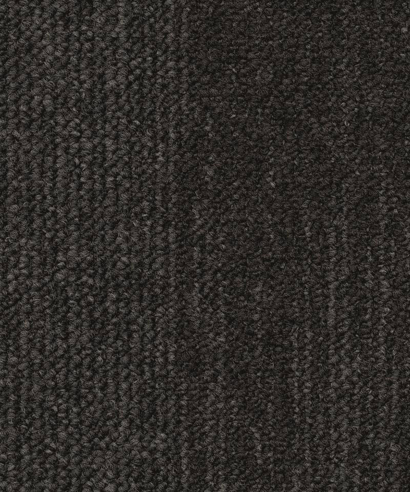 kovrovaia-plashka-desso-essence-essence-aa92-9502 Крупный план лицевой поверхности ковровой плитки Desso Essence AA92 9502 темно-серого цвета.