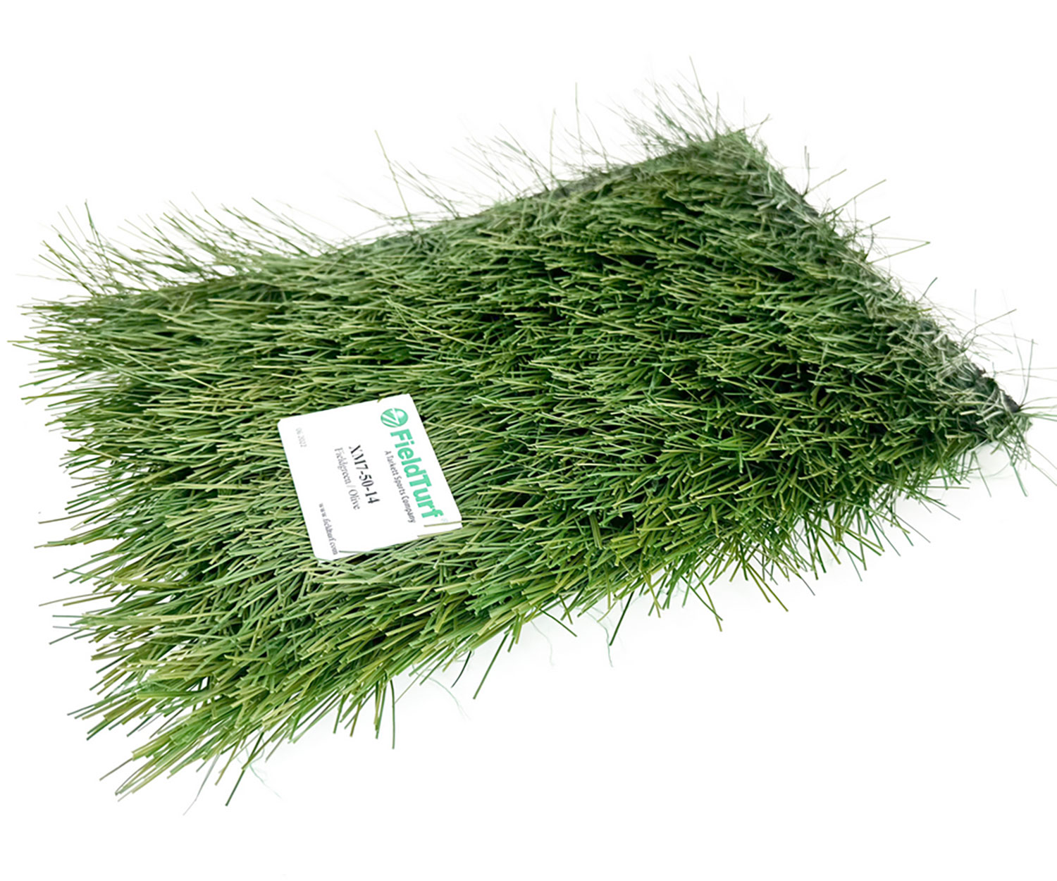 Образец искусственной спортивной травы FieldTurf XM7 50-14 зеленого цвета с фирменным логотипом