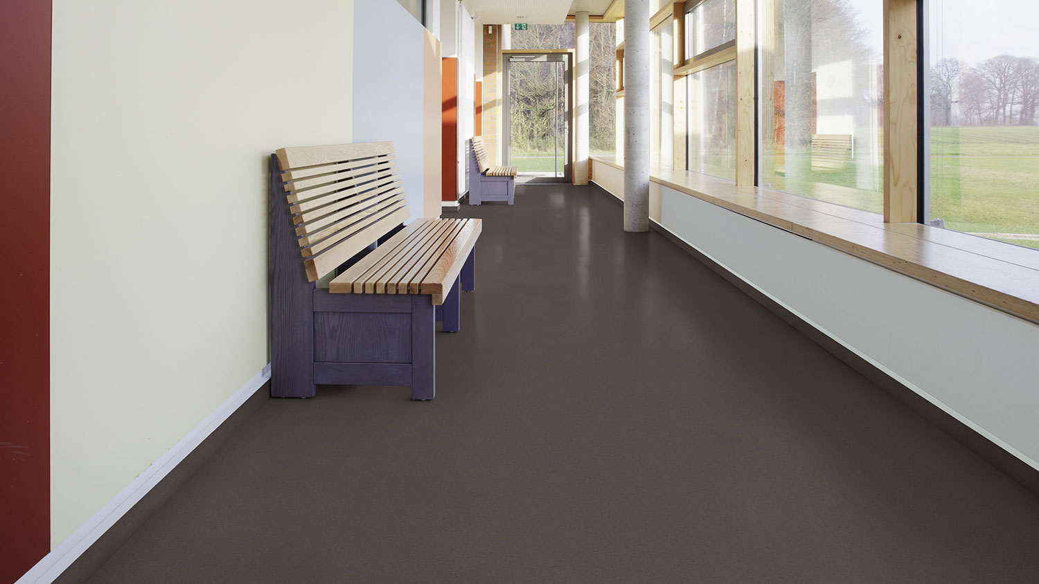 Плитка ПВХ гомогенная Tarkett iQ Natural — Natural Dark Brown 0844, Швеция