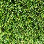 Крупный план густого монофиламентного ворса искусственной травы FieldTurf XM7 40-13 для спортивных полей