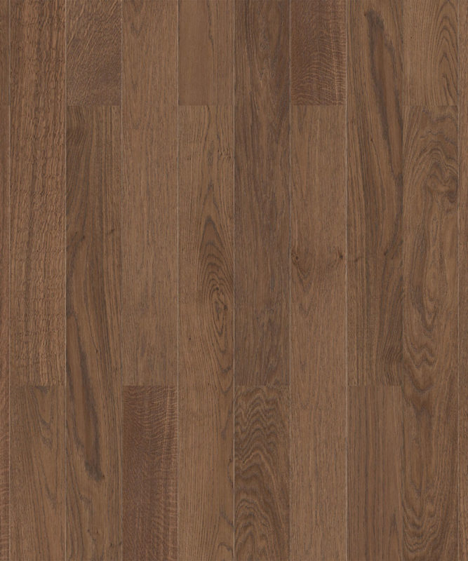 Паркетная доска Tarkett Rumba Oak Lava трехполосная, крупный план текстуры дуба в глубоком темно-коричневом оттенке с красивым древесным узором.