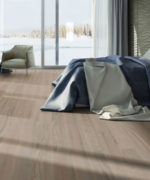 Трехполосная паркетная доска Tarkett Step XL & L Дуб Роял серый браш, Сербия