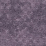 Ковровая плитка Desso Grezzo Vivid 3913 фиолетового цвета с неоднородной петлевой текстурой и меланжевым эффектом крупным планом.