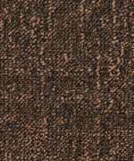 Текстура ковровой плитки Desso Metallic Shades 2083 крупным планом с плотным петлевым ворсом в коричнево-черных оттенках.