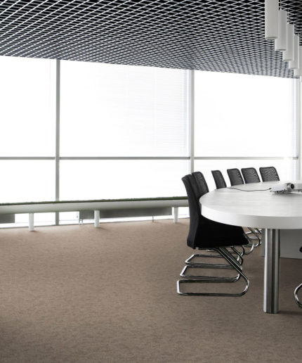 Ковровая плитка Desso Metallic Shades AA57 2913 коричневая, Нидерланды