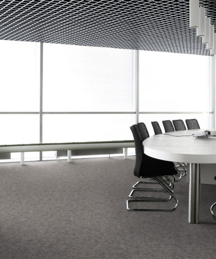 Ковровая плитка Desso Metallic Shades AA57 9505 серая, Нидерланды