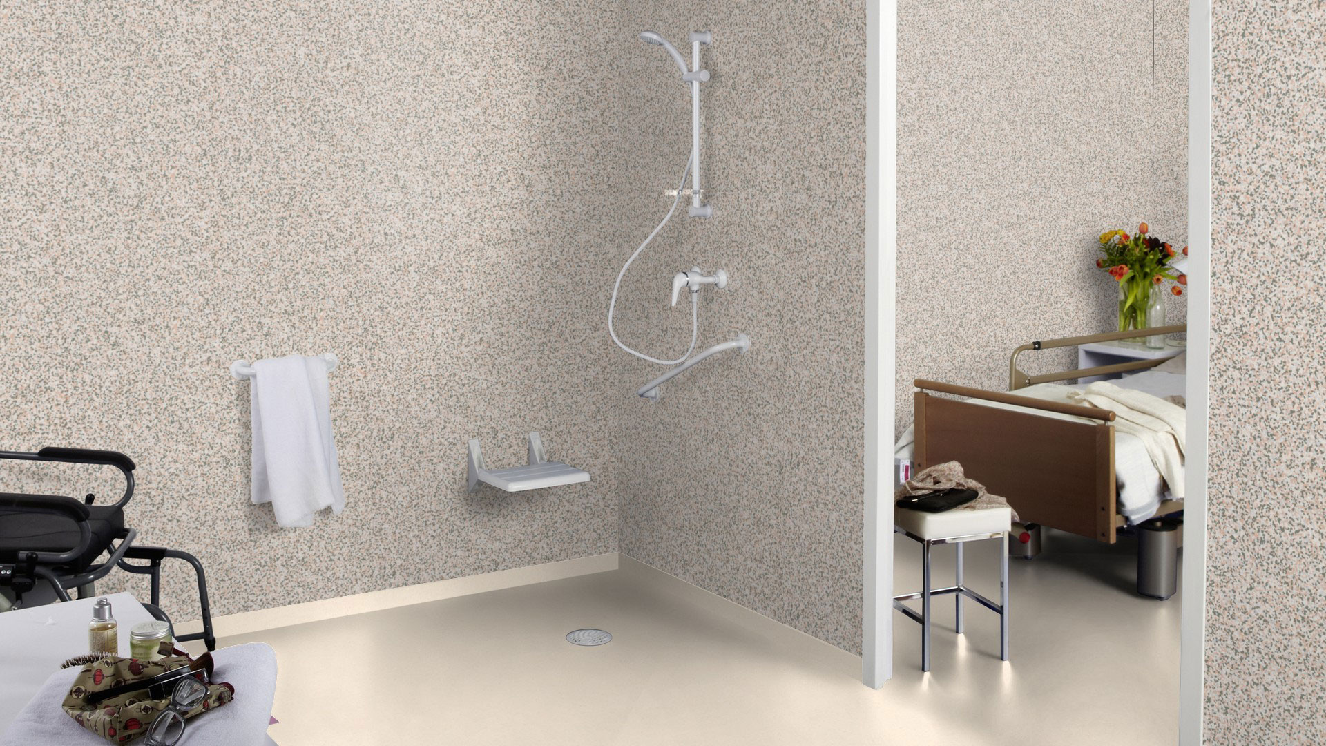Настенное виниловое покрытие Tarkett Aquarelle Wall HFS 388 Dimmed Upper. Влагостойкая отделка стен Tarkett в интерьере душевой палаты.