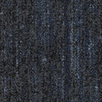 Ковровая плитка DESSO Jeans Original AA27-8902 темно-серого цвета с синими текстурными прожилками.