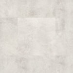Текстура кварц-виниловой плитки Timber Blackwood Dryback Ludwig под светлый бетон