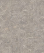 Текстура серой кварц-виниловой плитки Timber Blackwood Dryback Skadi с тонкими светлыми прожилками под натуральный мрамор