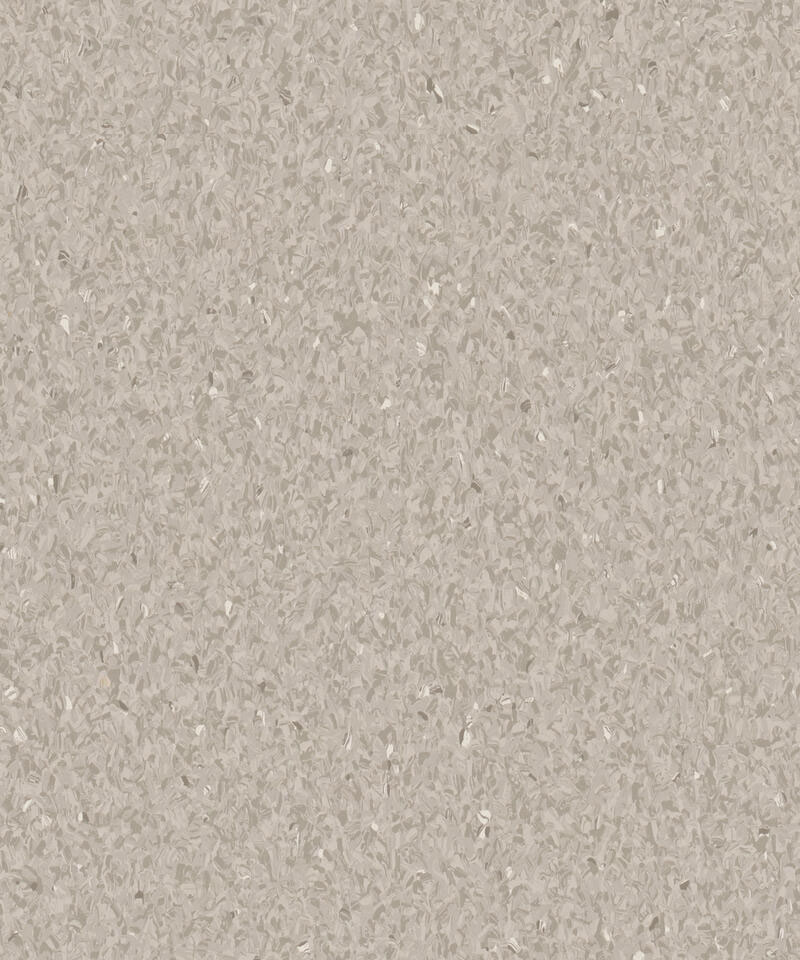 iQ_Granit_329-1 Гомогенный линолеум Tarkett iQ Granit Clay 0329 серо-бежевого оттенка с мелкозернистой контрастной текстурой крупным планом.