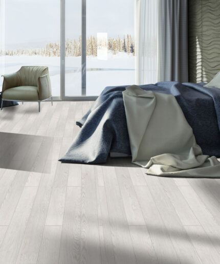 Ламинат Timber Lumber Oak Frost / Дуб Морозный влагостойкий 32 класс 8 мм (Россия)